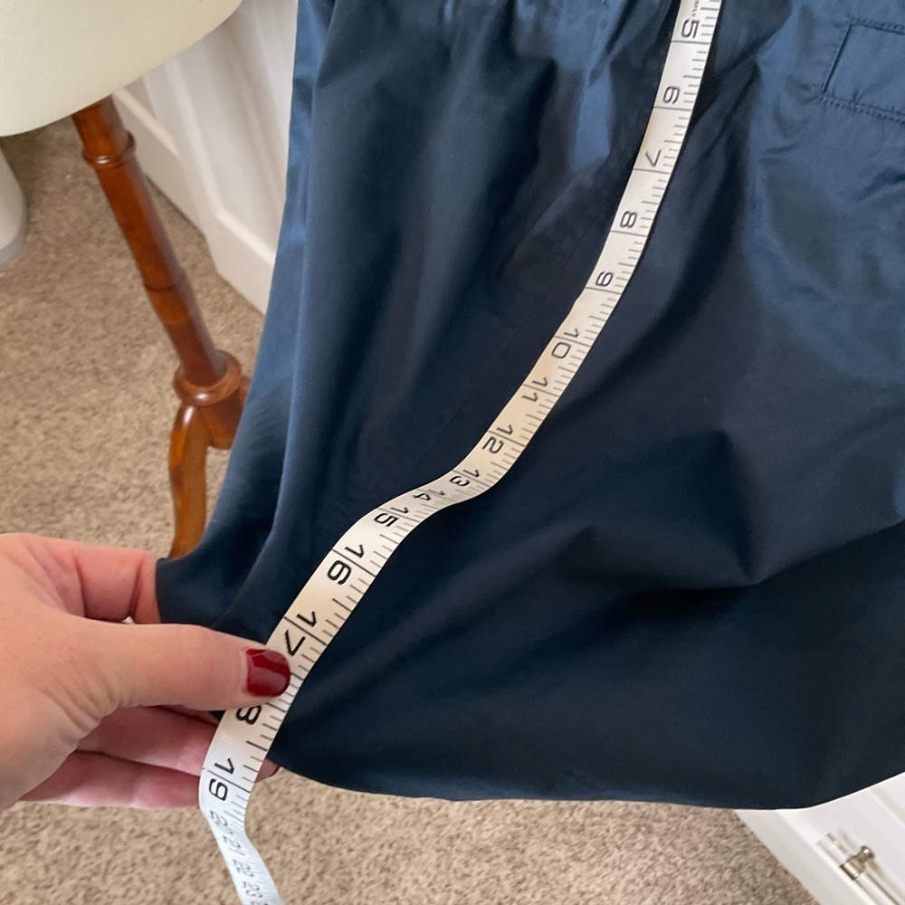 Burberry navy blue button down skirt with pockets! - Picture 9 of 9